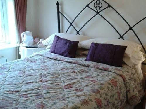 Station Farm Guest House Church Fenton Екстер'єр фото